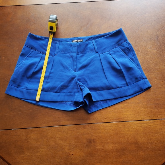 Shorts - Picture 4 of 4